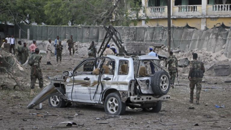 Car Bomb Kills 5, Injures 11 in Mogadishu