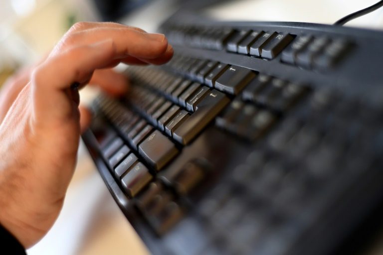 Spain detains Russian over US vote ‘hacking’