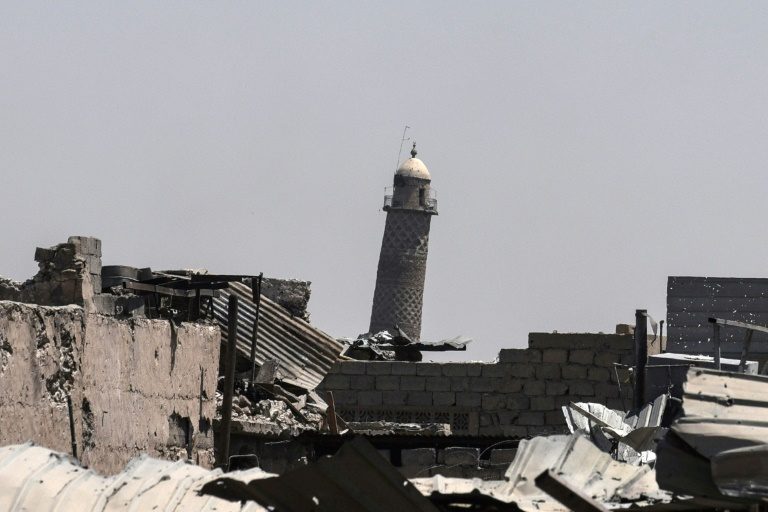 IS blows up Mosul mosque
