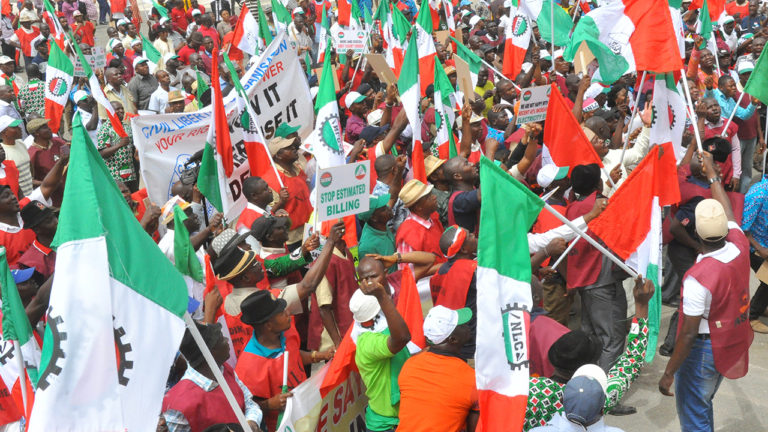 Nigeria’s labour union suspends seven-day strike