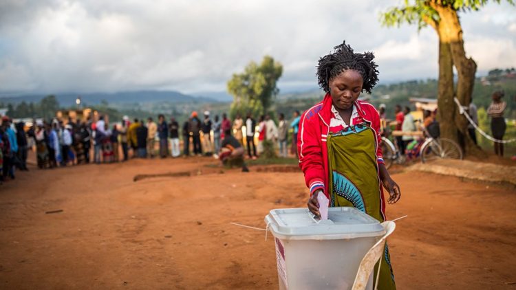 Malawians Vote In Crucial Presidential Election - Africa Feeds