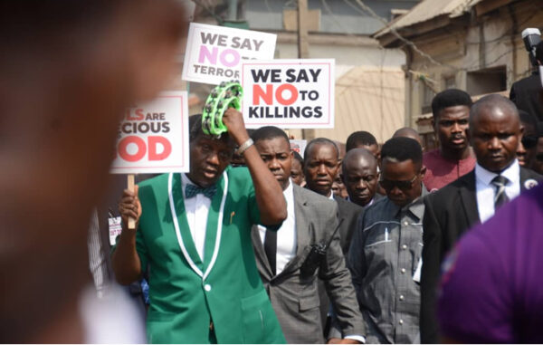 Popular Nigerian preacher Adeboye leads protest over insecurity ...