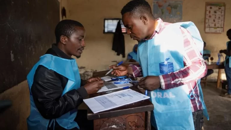 DR Congo: Voting underway amid protest, delays and fraud allegations